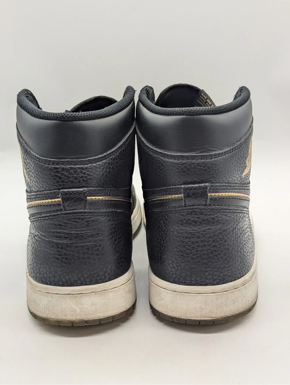 Mens Size 12 Jordan 1 Retro High OG City of Flight Black Gold Shoes 555088-031